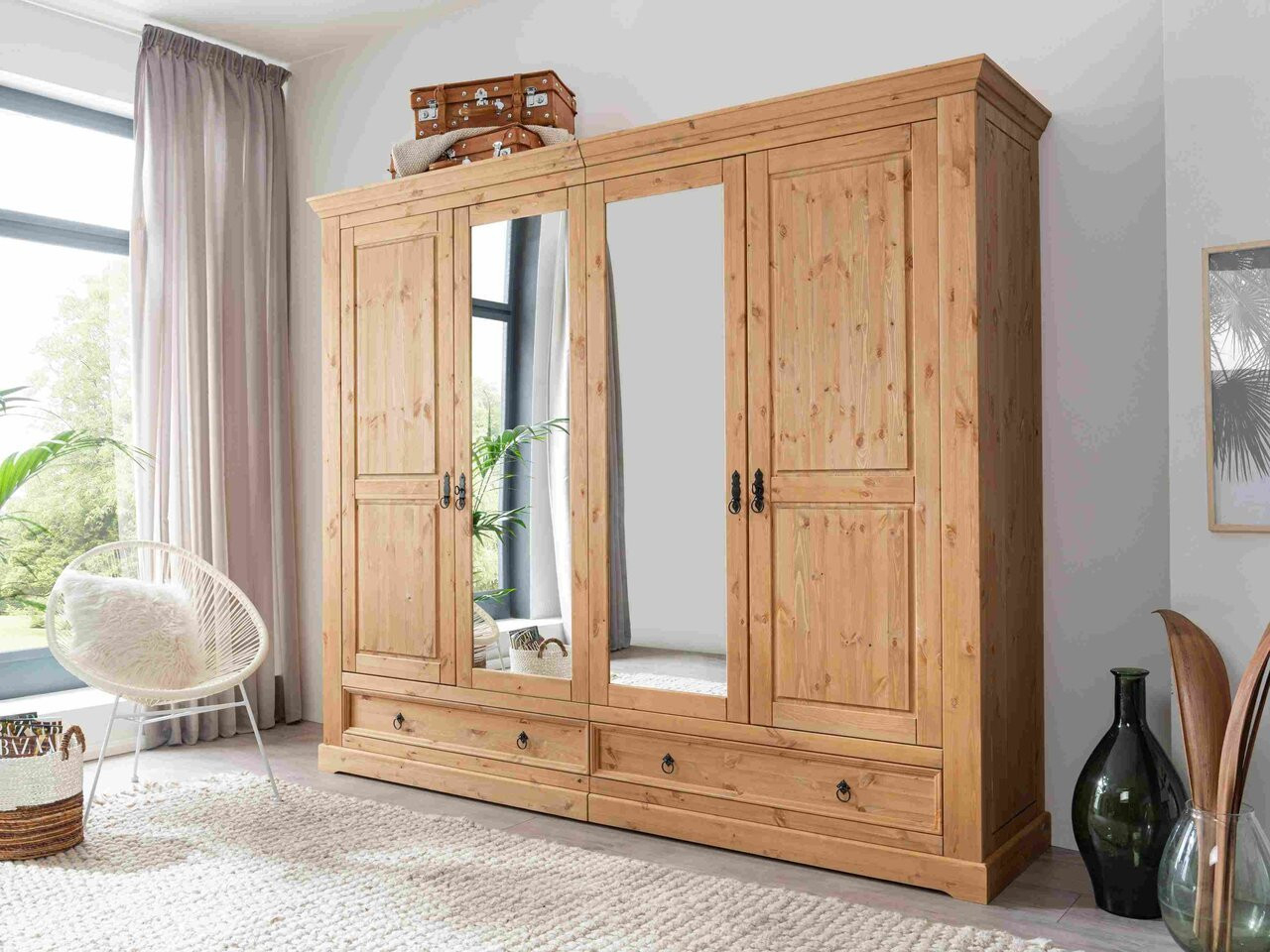 Kleiderschrank Mandø Aus Massiver Kiefer pertaining to Kleiderschrank Skandinavisch