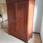 Markenlose Kleiderschränke Aus Massivholz Mit Kleiderstange Online with regard to Kleiderschrank Massivholz Gebraucht