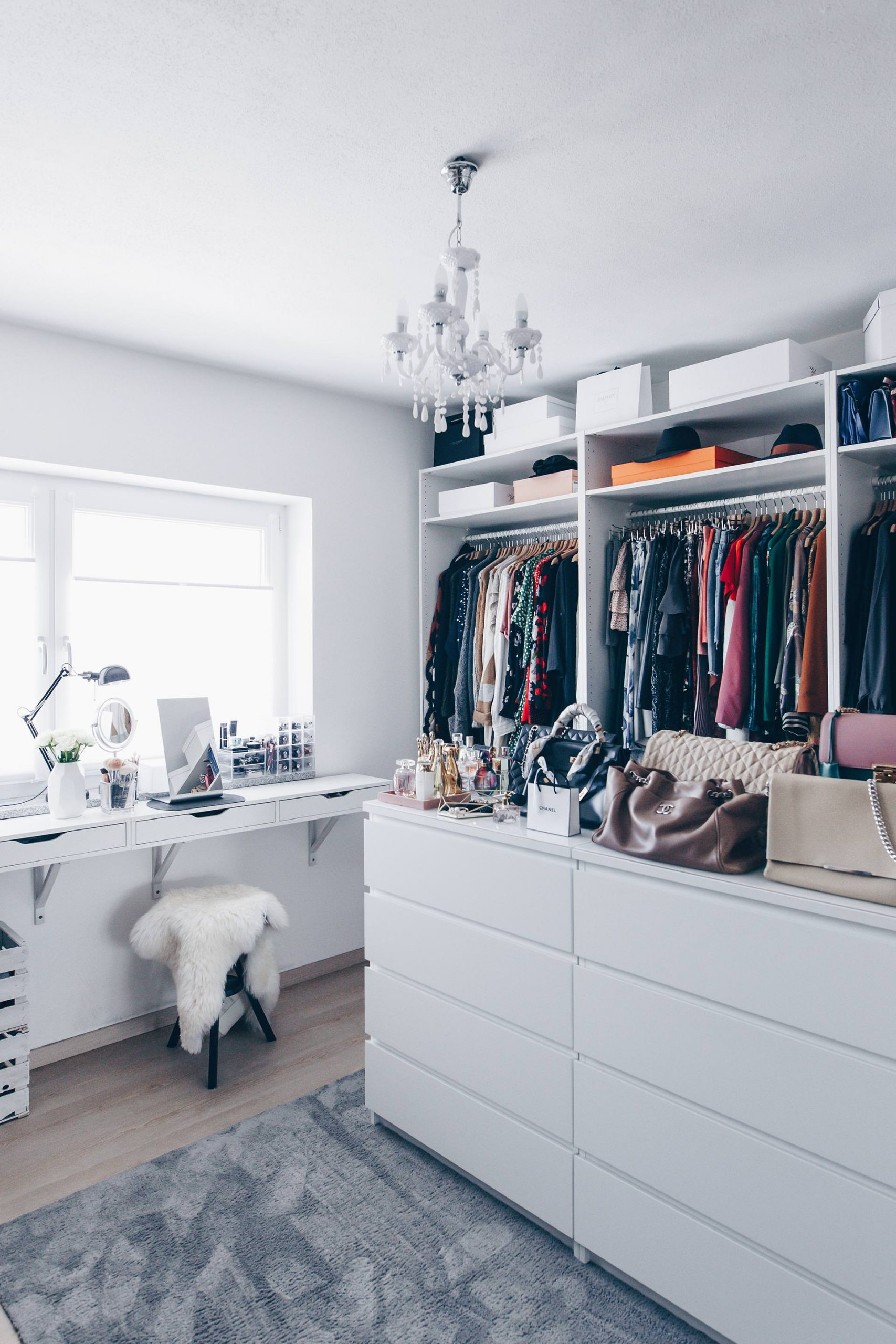 So Habe Ich Mein Ankleidezimmer Eingerichtet Und Gestaltet intended for Kleiderschrank Gestalten